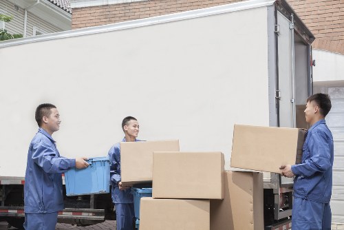 Man and van vehicle ready for a local move in Surrey